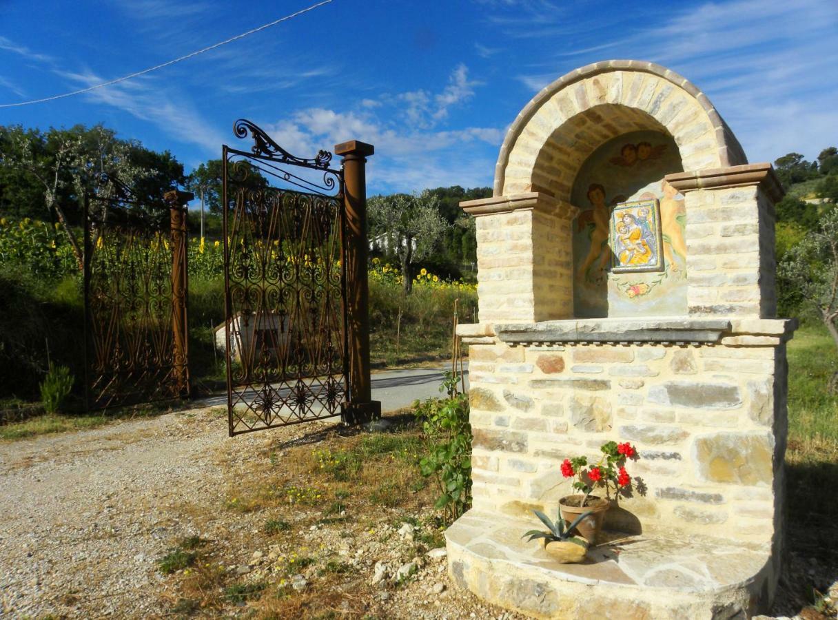 Appartamenti Verde Collina Umbra Bevagna Extérieur photo