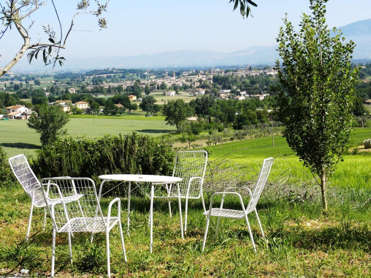 Appartamenti Verde Collina Umbra Bevagna Extérieur photo